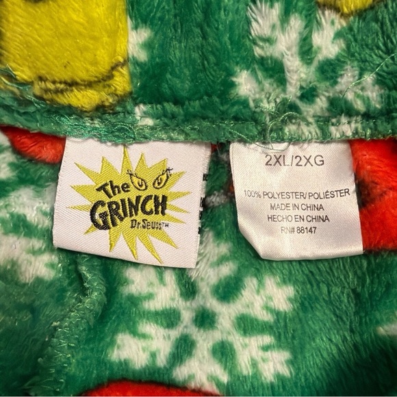 The Grinch Dr Seuss Unisex Pajamas Set Christmas Red and Green 2XL Long Sleeve - Picture 2 of 4